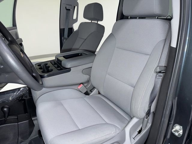 Used 2018 Chevrolet Silverado 1500 W/T AWD/4WD image 12