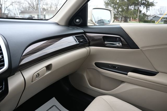 Used 2016 Honda Accord EX-L image 27