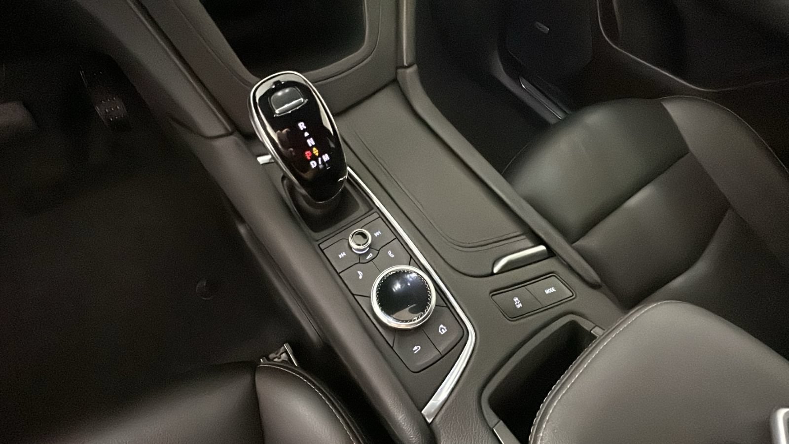 Used 2023 Cadillac XT5 Luxury FWD image 24