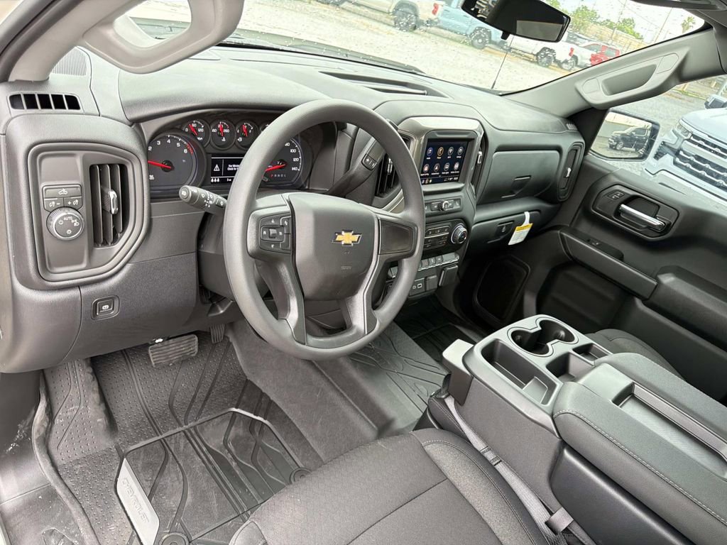 New 2026 Chevrolet Silverado 1500 Custom RWD image 18
