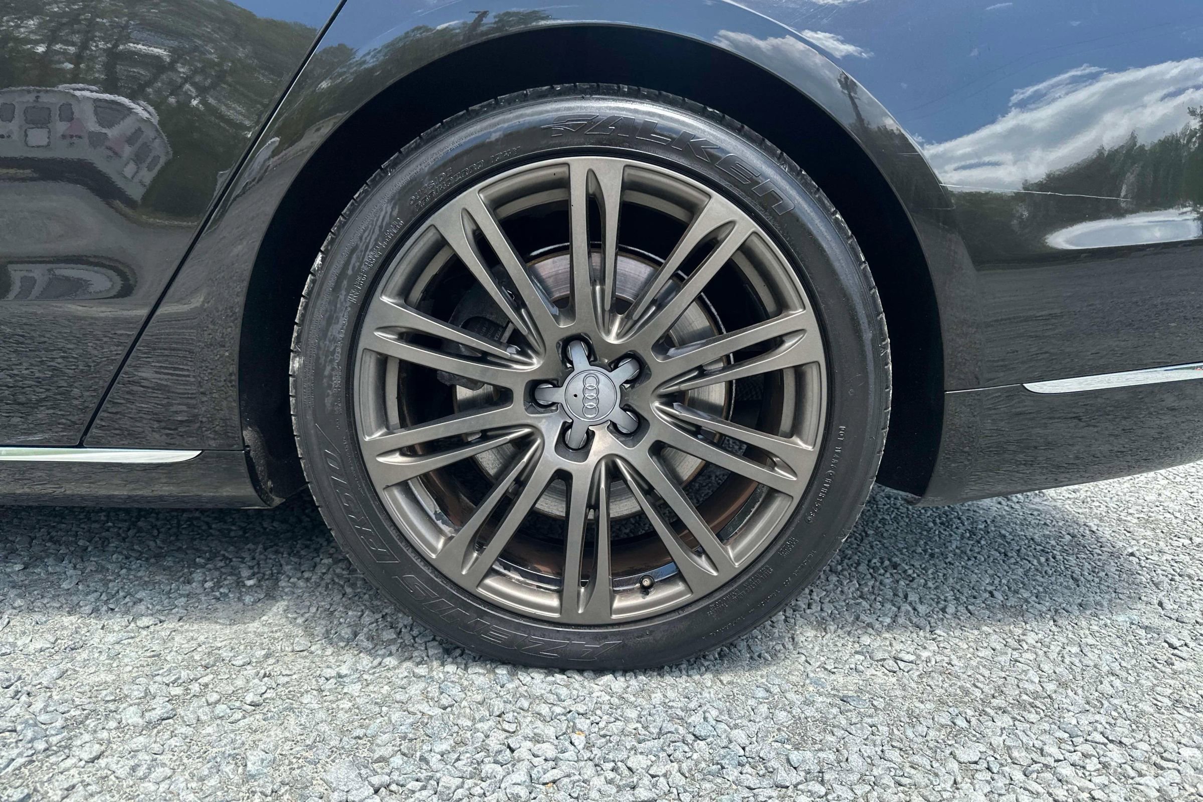 Used 2015 Audi A8 L 4.0T w/ Premium Package AWD/4WD image 10