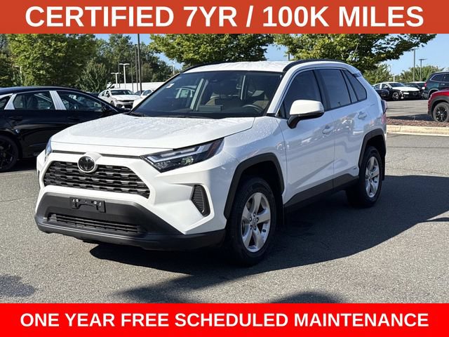 Used 2025 Toyota RAV4 XLE AWD/4WD image 5