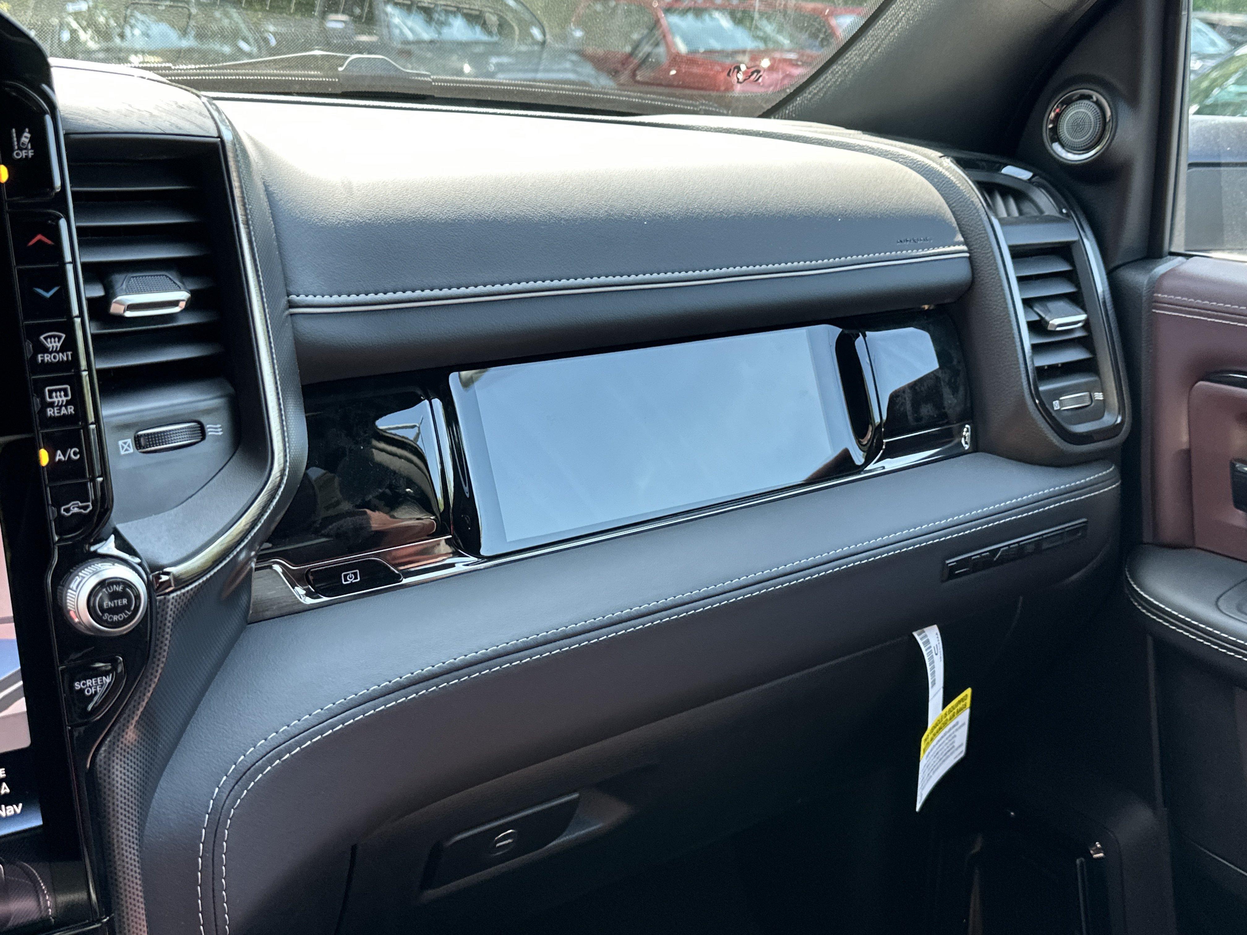 New 2026 RAM 2500 Limited AWD/4WD image 6