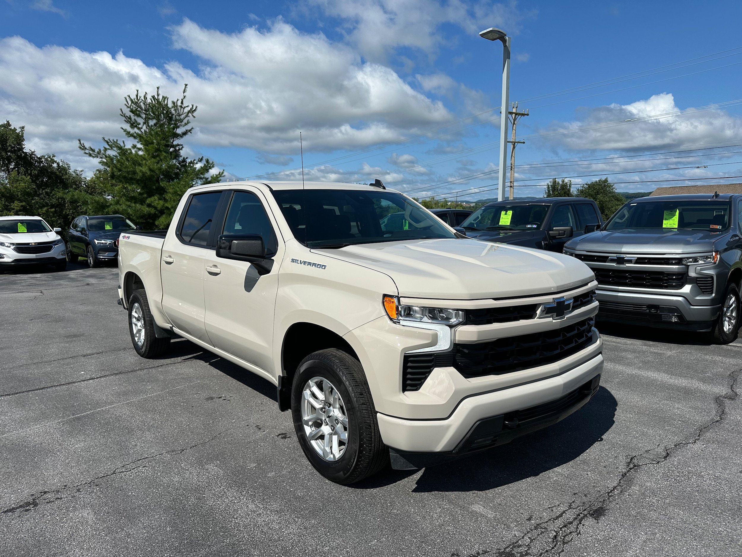 Used 2026 Chevrolet Silverado 1500 RST AWD/4WD image 3