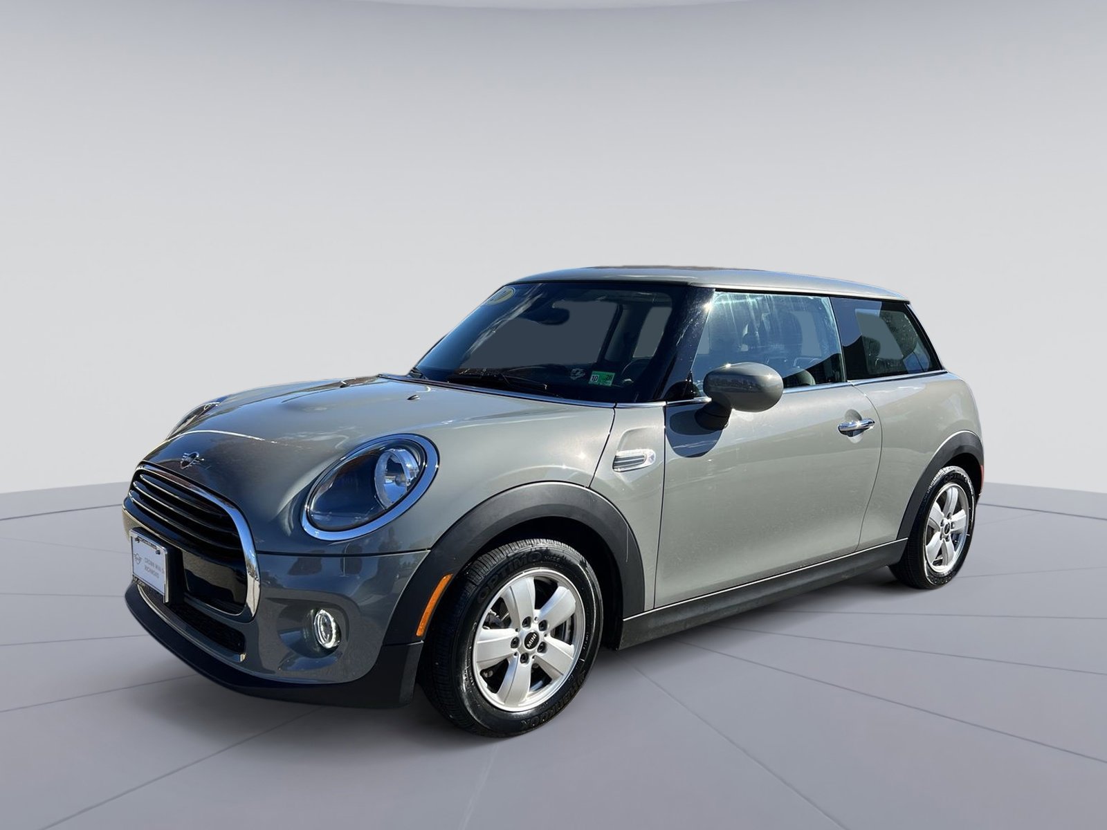 Used 2020 MINI Cooper 2-Door Hardtop image 1