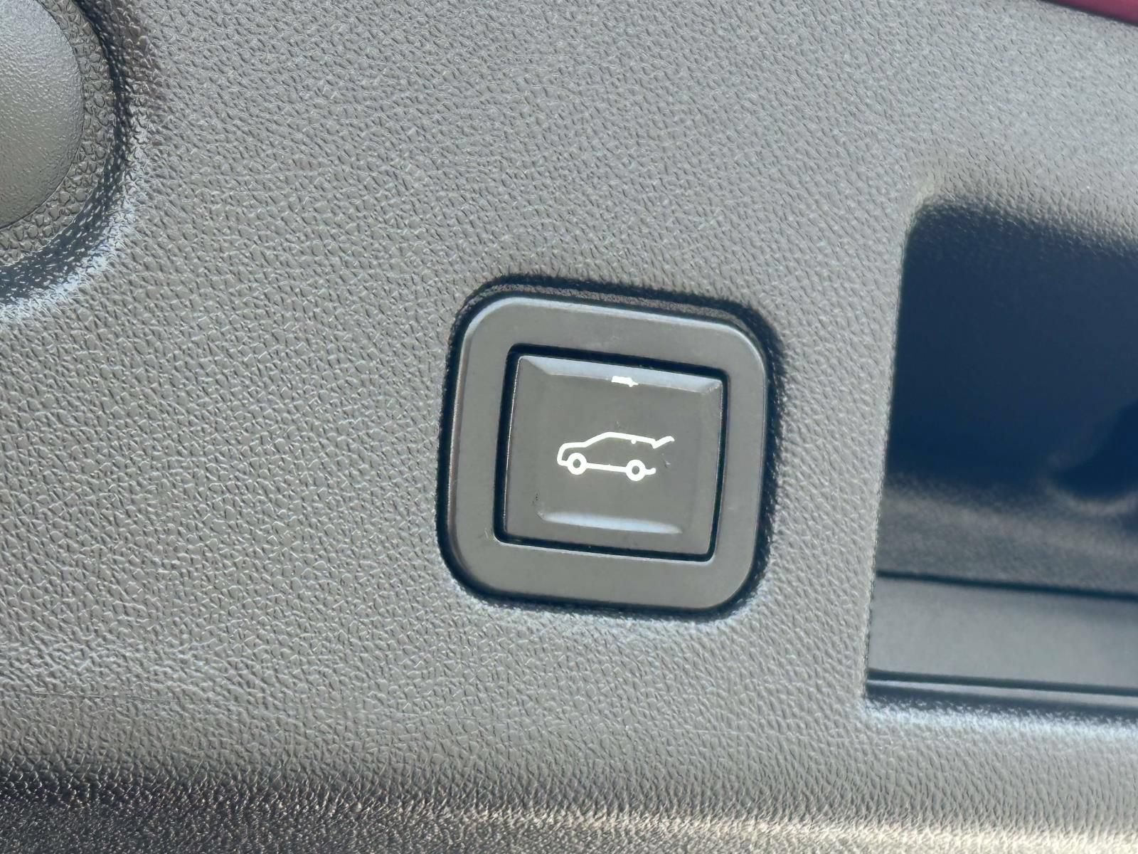 Certified 2020 Chevrolet Equinox LT FWD image 28