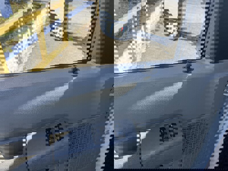 Used 2024 Ford E-350 and Econoline 350 Super Duty w/ Power Windows & Locks Group image 16