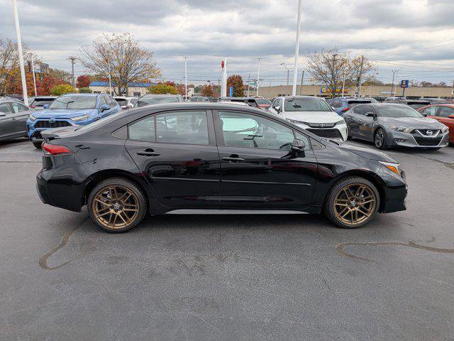 Certified 2024 Toyota Corolla SE Nightshade image 11