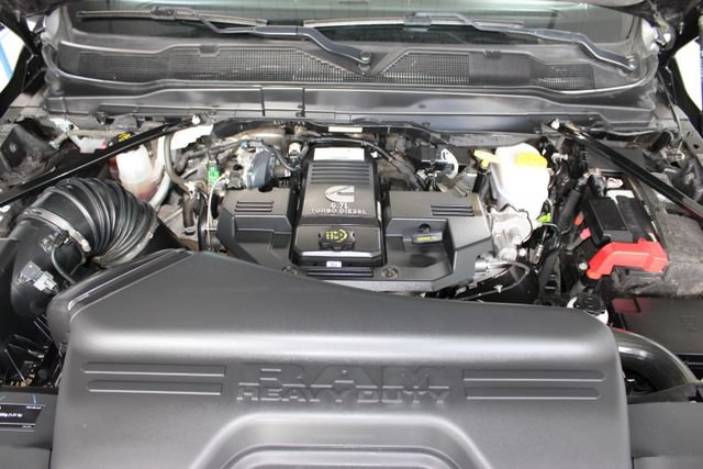 Used 2024 RAM 3500 Big Horn AWD/4WD image 30