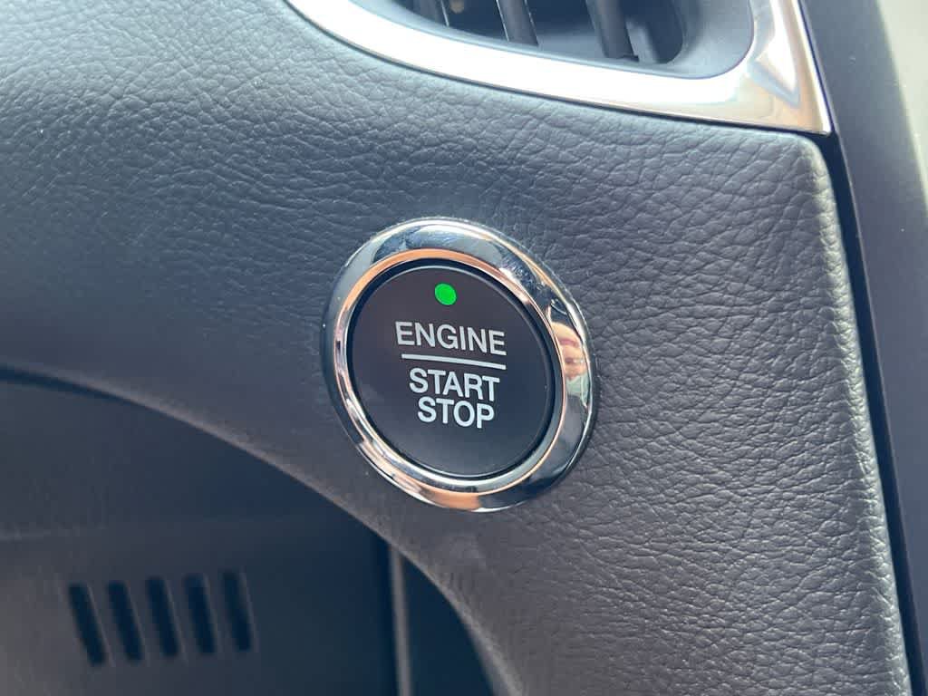 Used 2022 Ford Edge Titanium AWD/4WD image 31