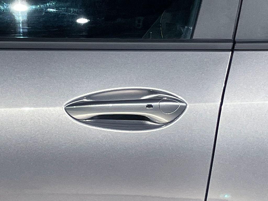 Used 2025 Chevrolet Trax ACTIV image 16