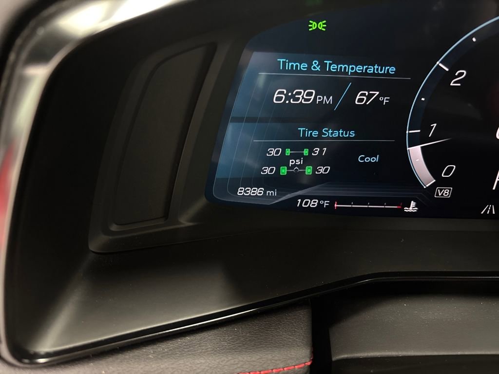 Used 2024 Chevrolet Corvette Stingray Preferred Cpe w/ Battery Protection Package image 16