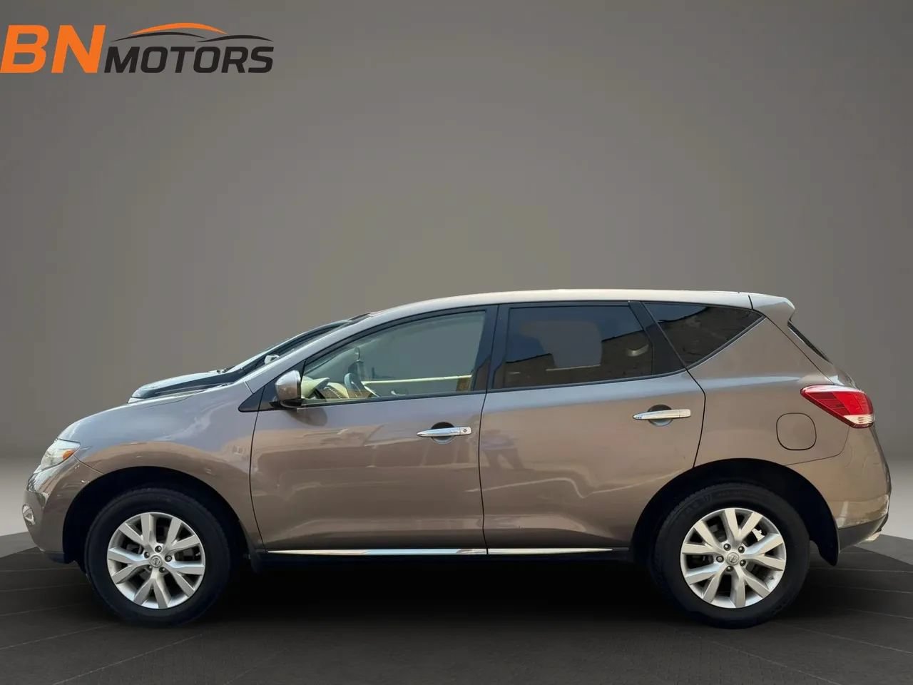 Used 2013 Nissan Murano S AWD/4WD image 8