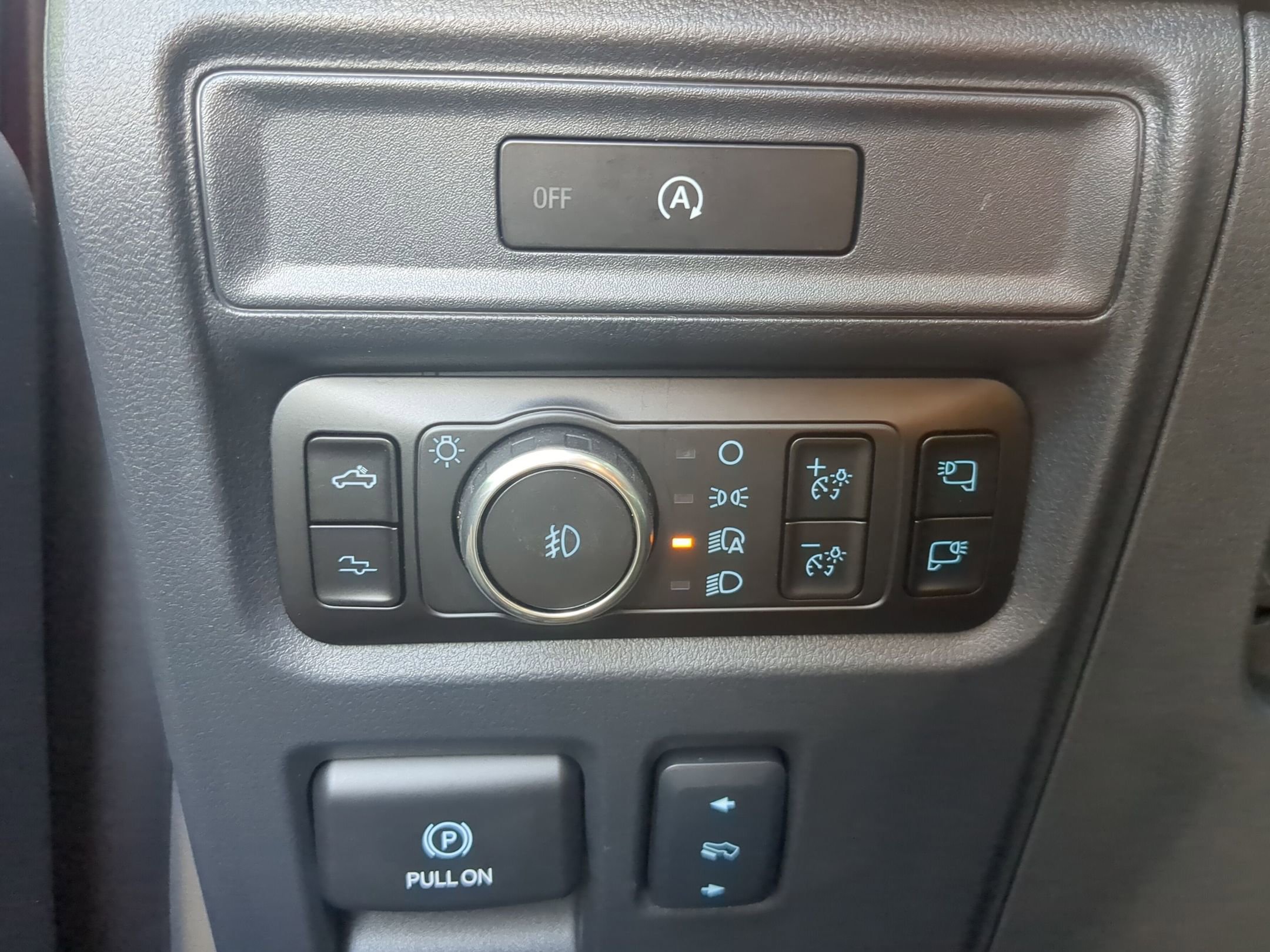 Used 2025 Ford F150 Raptor image 22