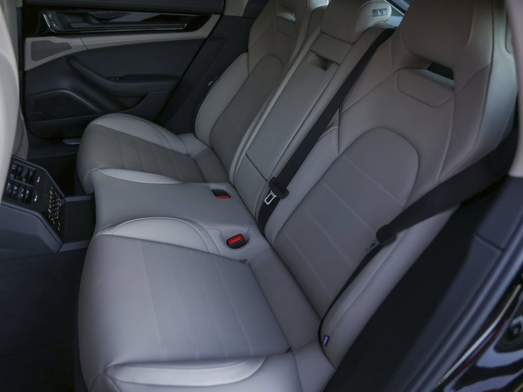 New 2026 Porsche Panamera 4 image 30