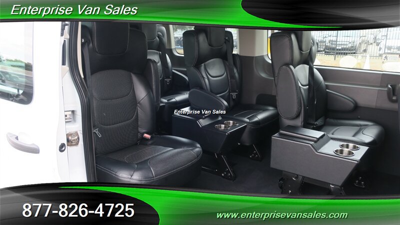 Used 2024 Ford Transit 350 XLT RWD image 23