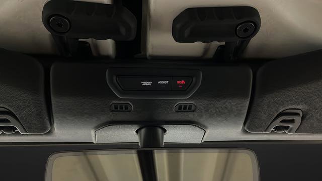 Used 2022 Jeep Wrangler Unlimited Sahara w/ Cold Weather Group AWD/4WD image 34