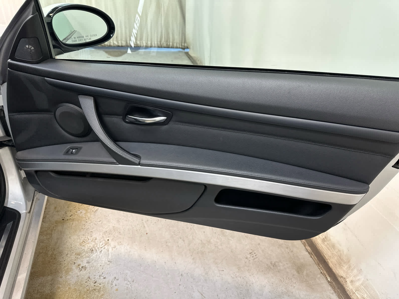 Used 2009 BMW 335i xDrive Coupe image 28