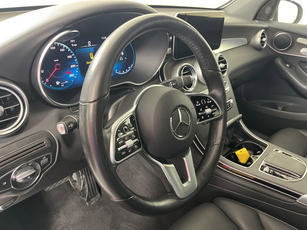 Used 2022 Mercedes-Benz GLC 300 4MATIC w/ Multimedia Package Lite image 28