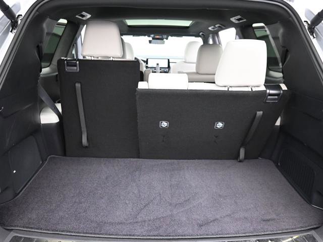 Certified 2026 Toyota Grand Highlander AWD Hybrid image 24