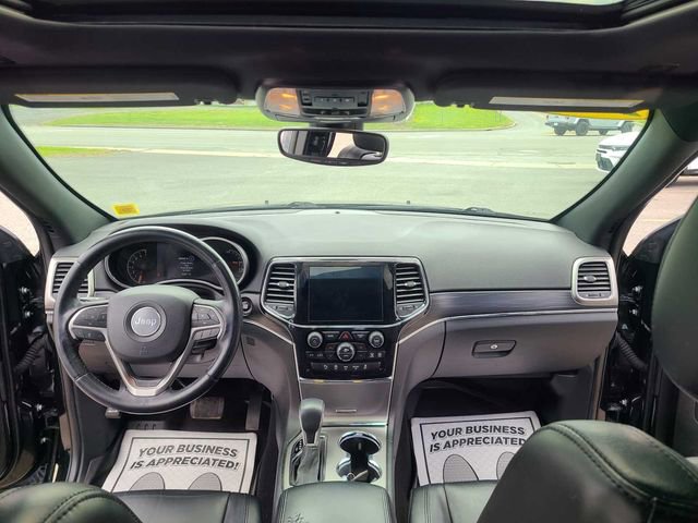 Used 2019 Jeep Grand Cherokee Limited AWD/4WD image 11