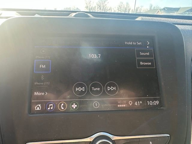 Used 2022 Chevrolet Equinox LS w/ LS Convenience Package image 16