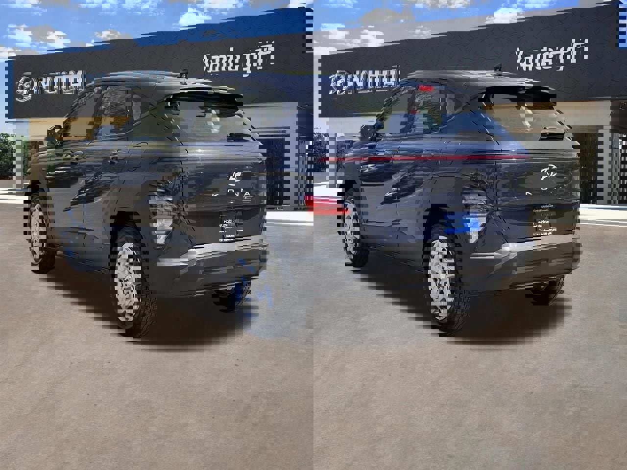 Certified 2024 Hyundai Kona SE image 13