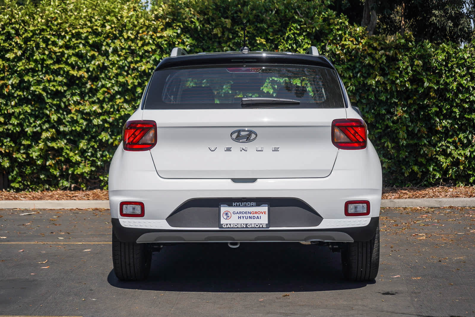 New 2026 Hyundai Venue SEL FWD image 5