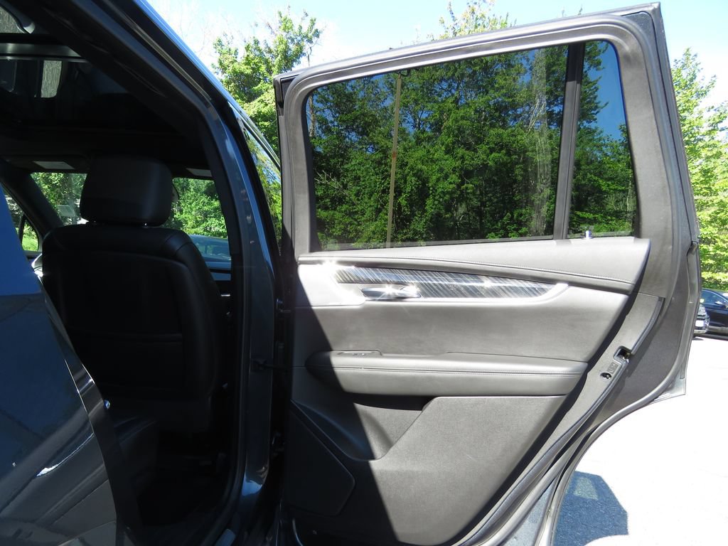 Used 2020 Cadillac XT6 Premium Luxury AWD/4WD image 15