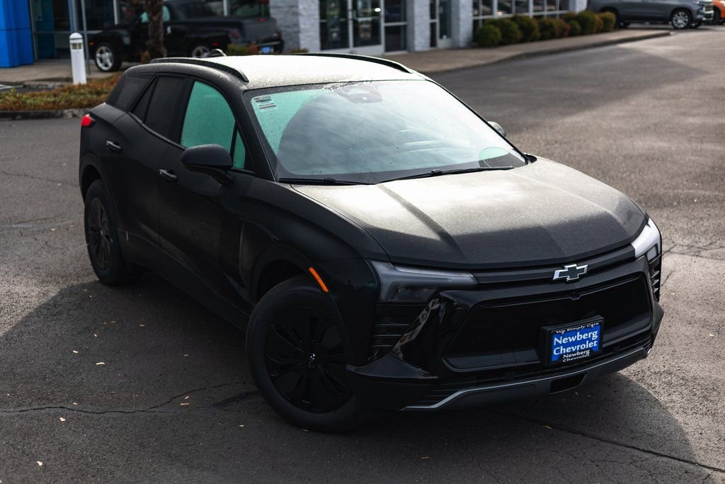 New 2025 Chevrolet Blazer EV LT w/ Midnight/Sport Edition video 2