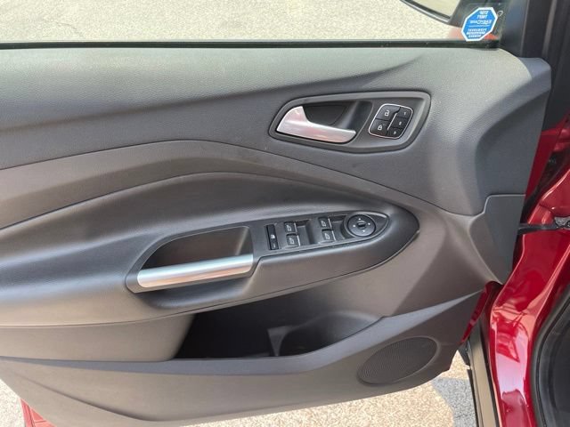 Used 2018 Ford Escape Titanium FWD image 19