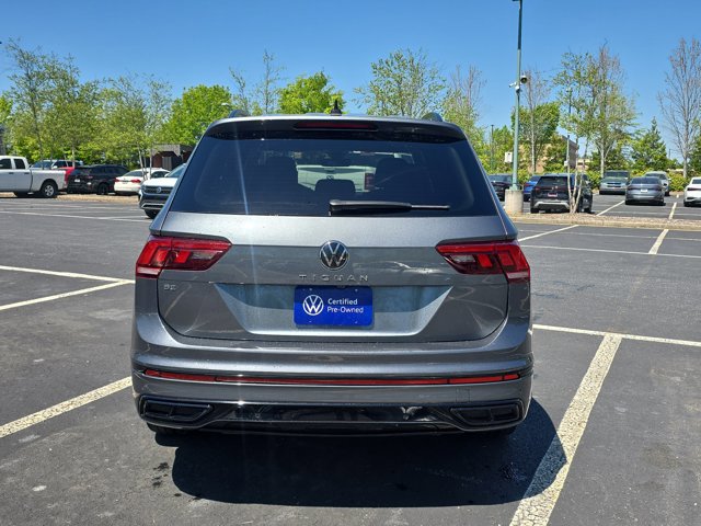 Used 2023 Volkswagen Tiguan SE R-Line image 5