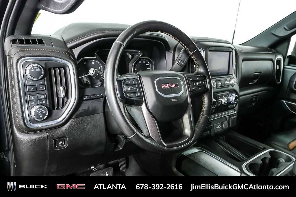 Used 2020 GMC Sierra 2500 AT4 w/ AT4 Premium Package image 4