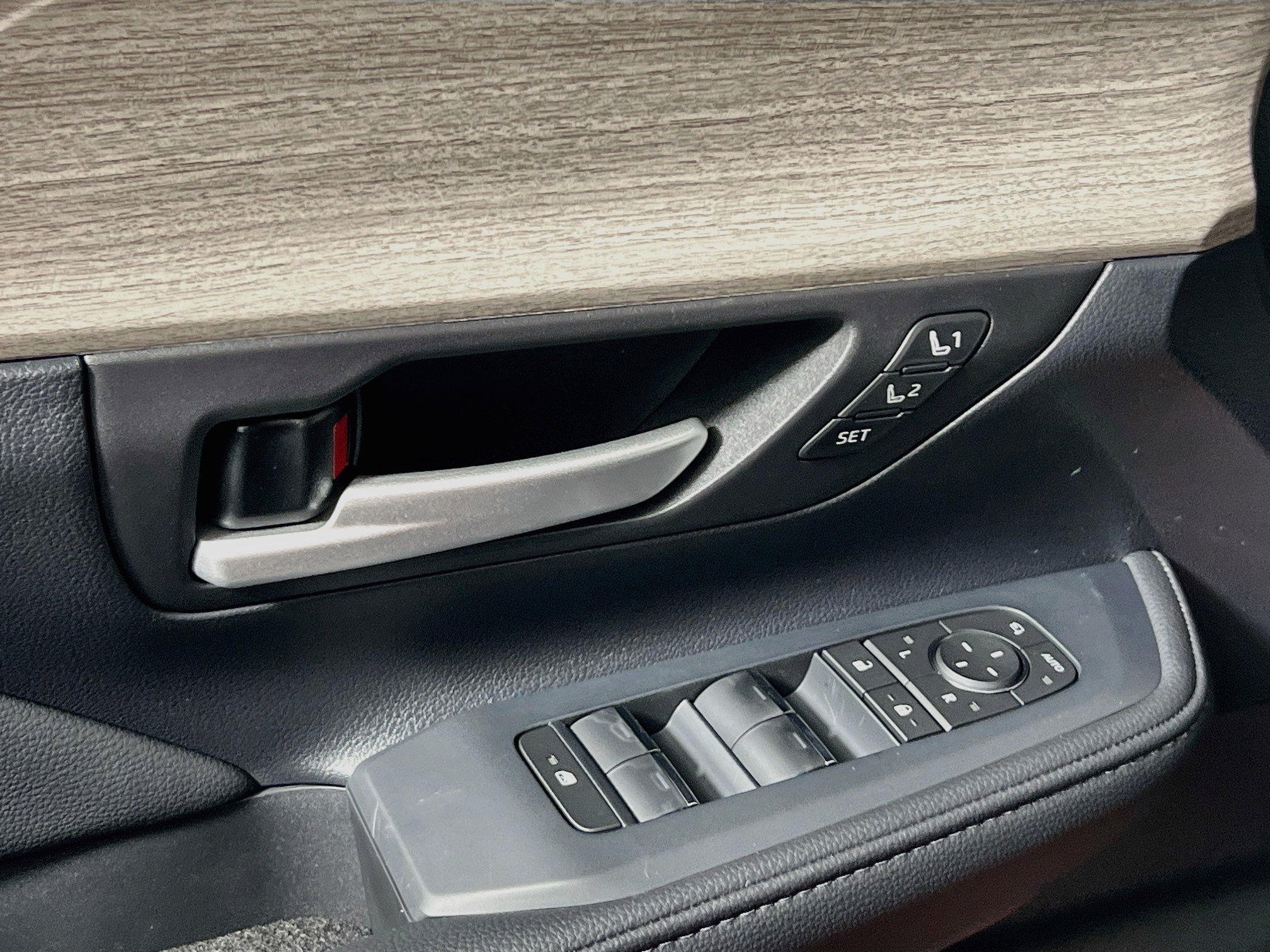 New 2026 Toyota Grand Highlander AWD Hybrid image 16