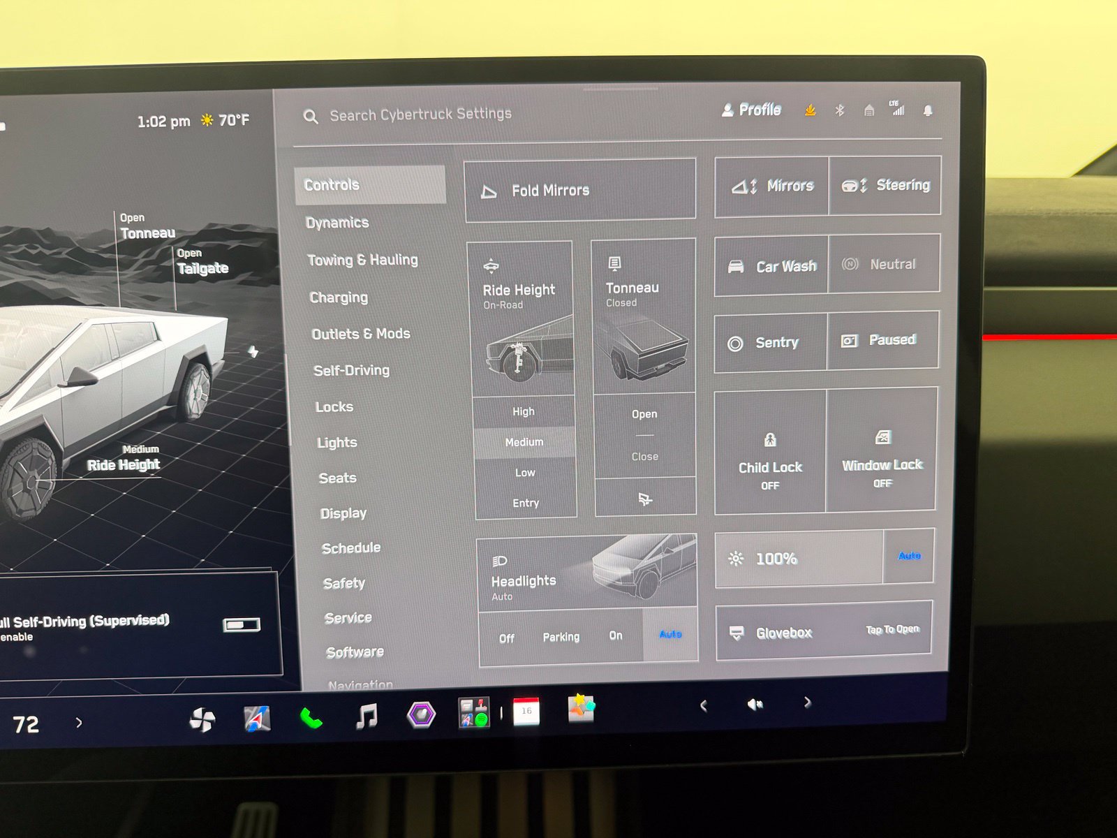Used 2024 Tesla Cybertruck Cyberbeast AWD/4WD image 25