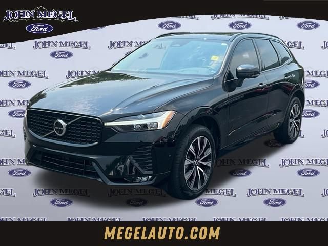 Used 2024 Volvo XC60 B5 Plus w/ Climate Package AWD/4WD image 1