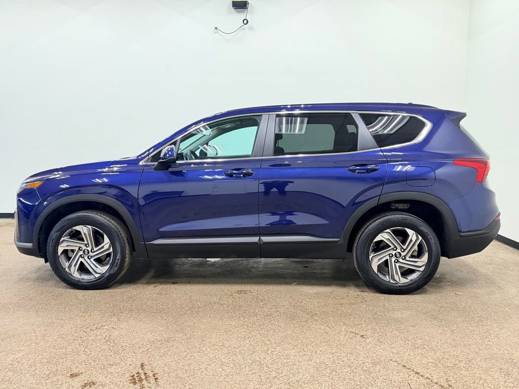 Used 2023 Hyundai Santa Fe SE AWD/4WD image 2