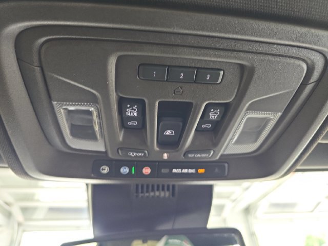 Certified 2024 Chevrolet Silverado 1500 LTZ AWD/4WD image 24