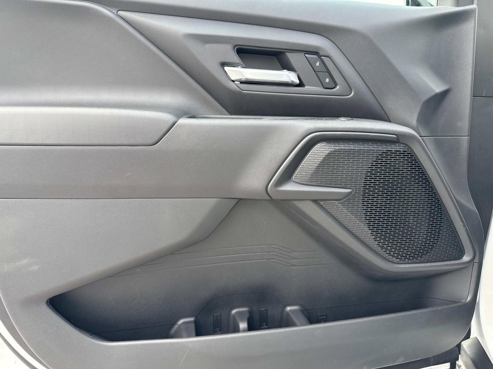 New 2025 Chevrolet Silverado EV W/T image 9