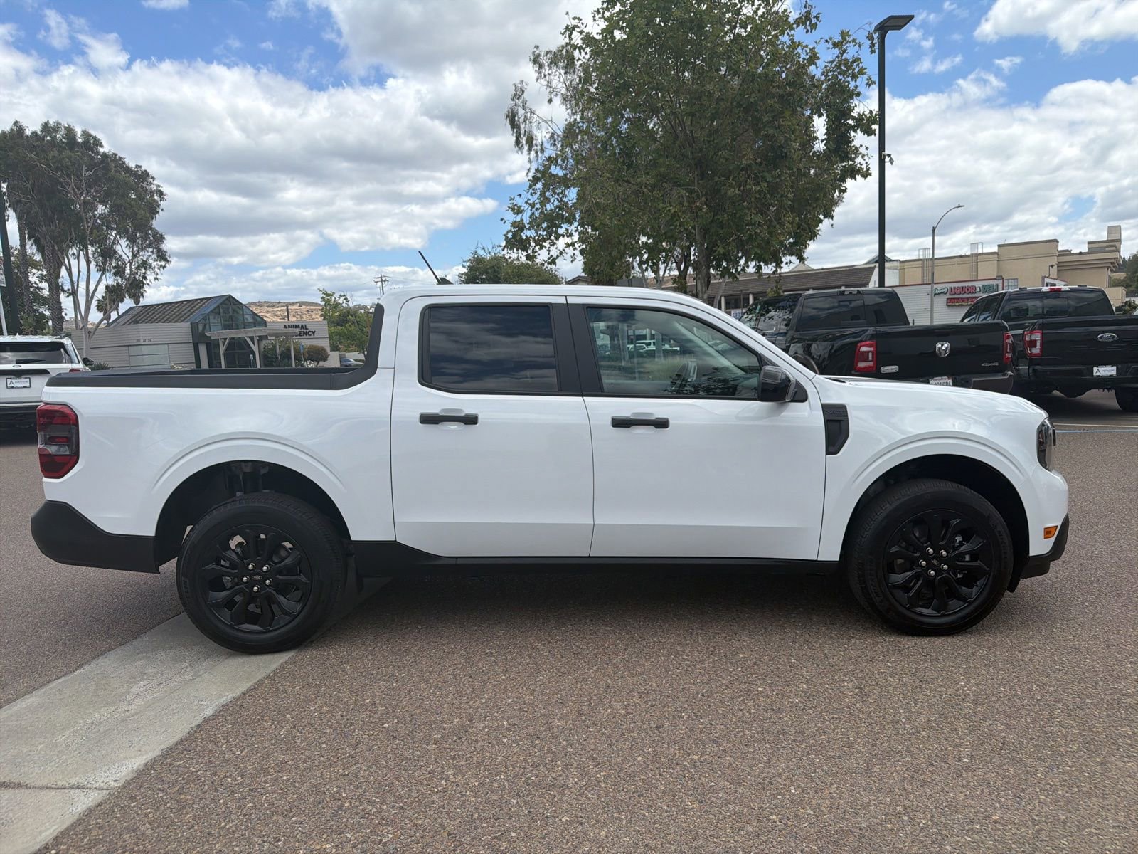 Used 2024 Ford Maverick XLT w/ XLT Luxury Package FWD image 4
