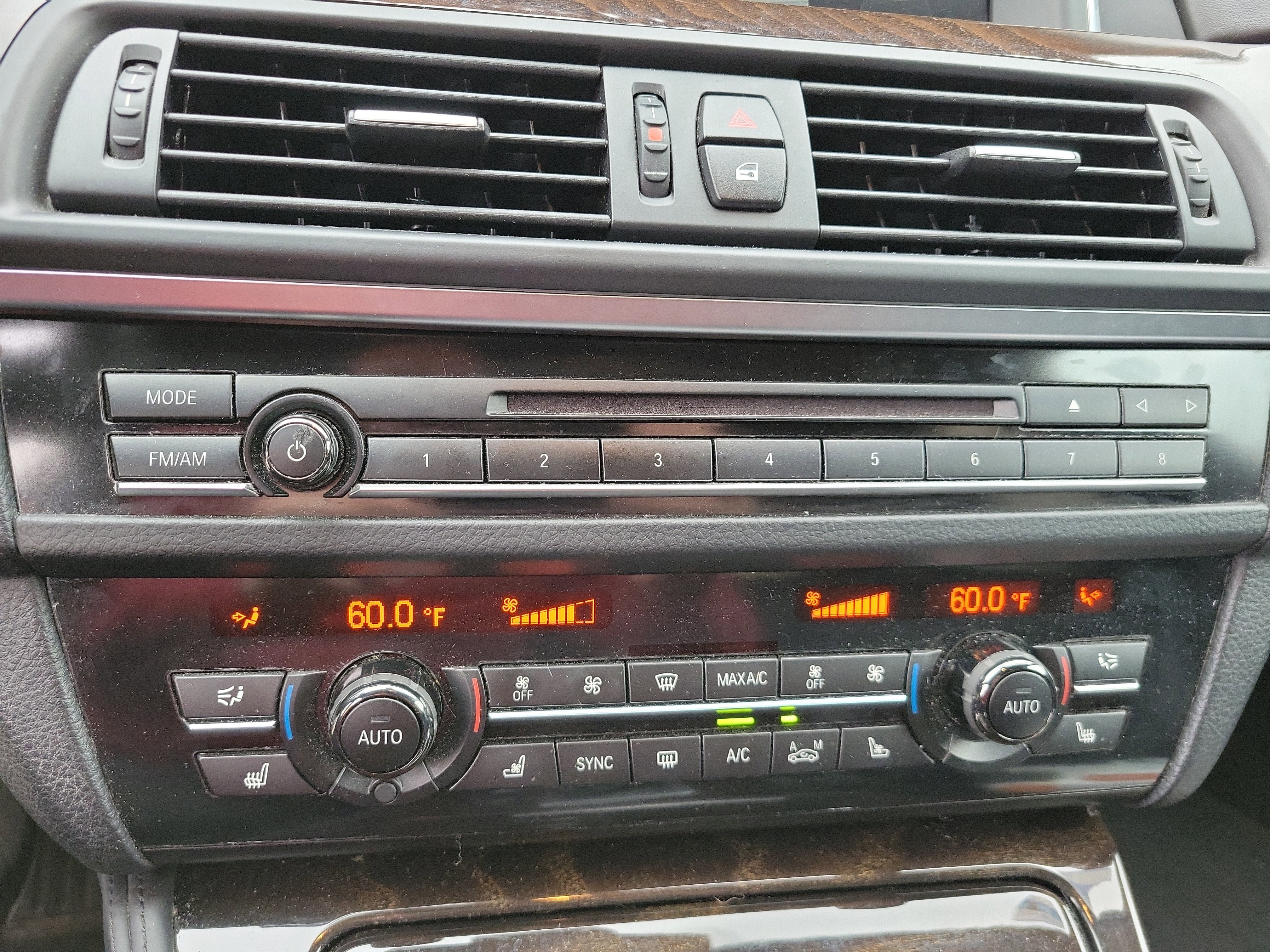 Used 2016 BMW 550i Sedan image 21