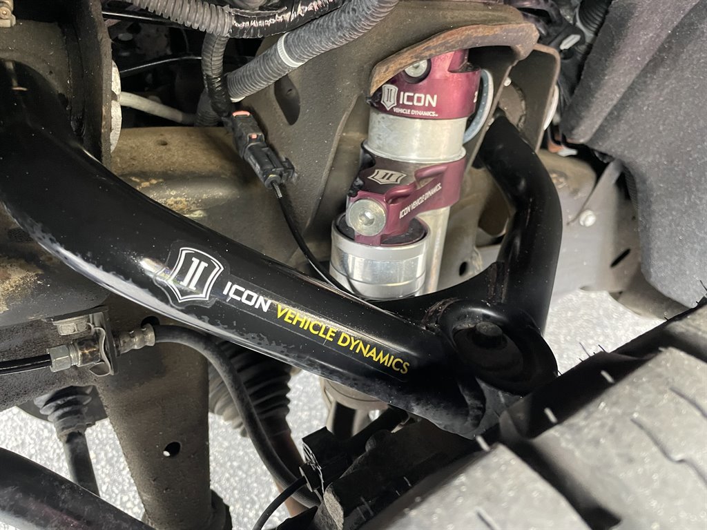 Used 2015 GMC Sierra 3500 Denali w/ Duramax Plus Package image 26