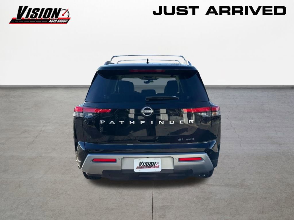 New 2025 Nissan Pathfinder SL image 6