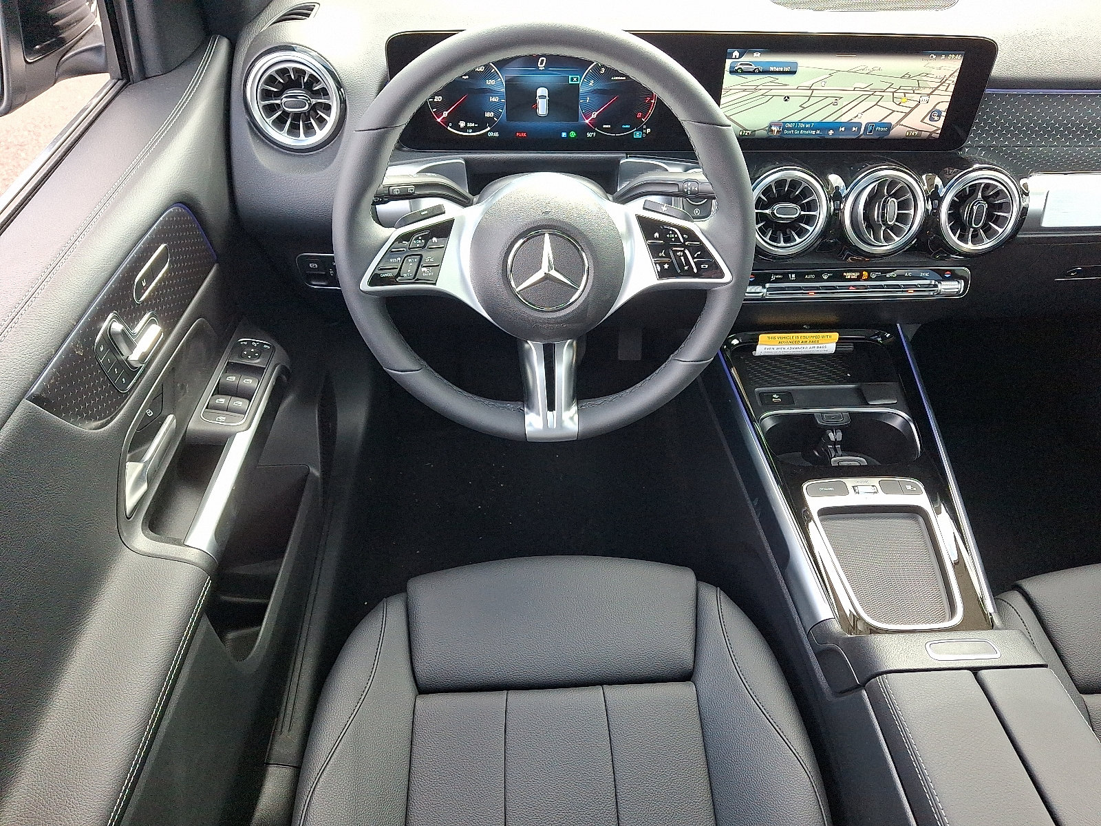New 2026 Mercedes-Benz GLB 250 4MATIC image 9