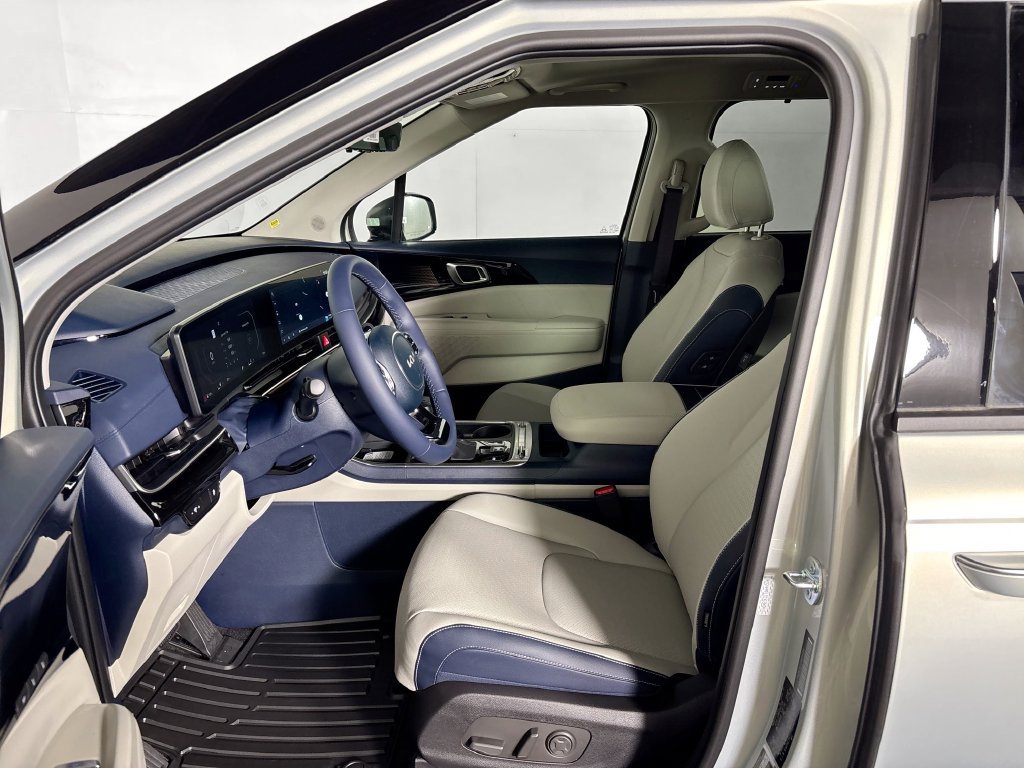 New 2026 Kia Carnival SX Prestige FWD image 11