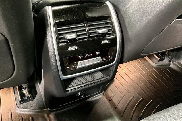 Used 2020 BMW X5 M50i w/ Premium Package image 12