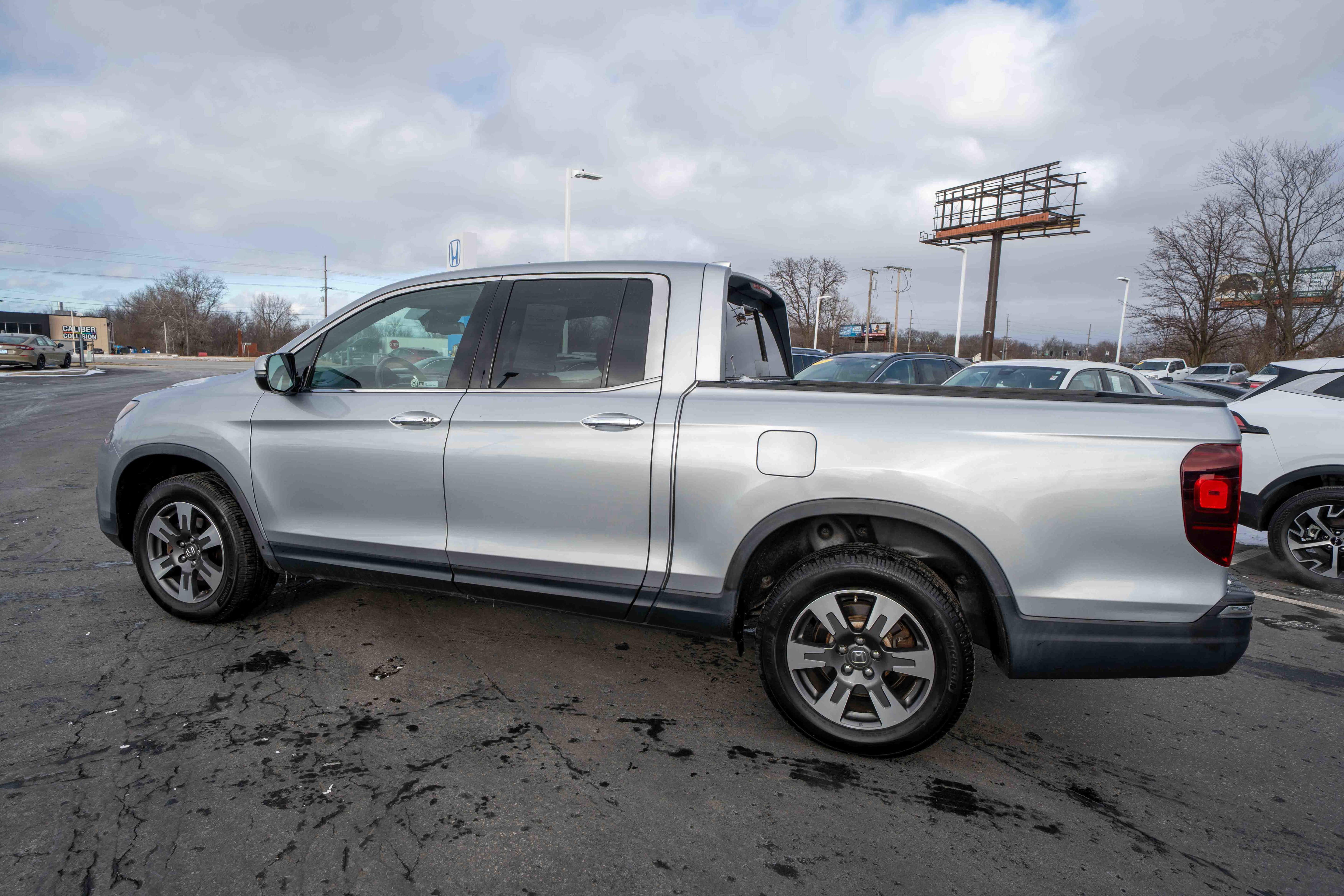 Used 2019 Honda Ridgeline RTL-E image 4