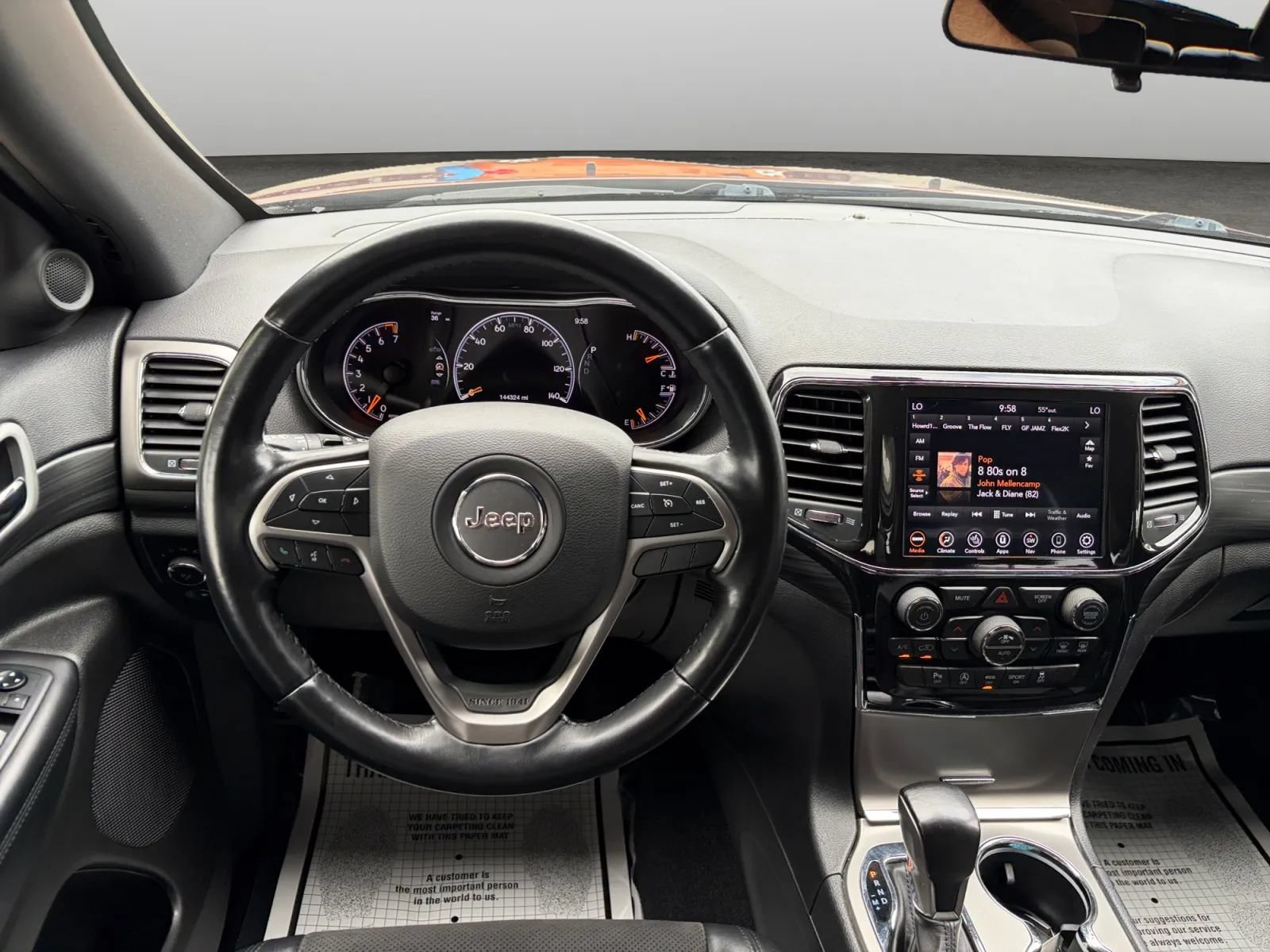 Used 2021 Jeep Grand Cherokee Laredo X AWD/4WD image 28