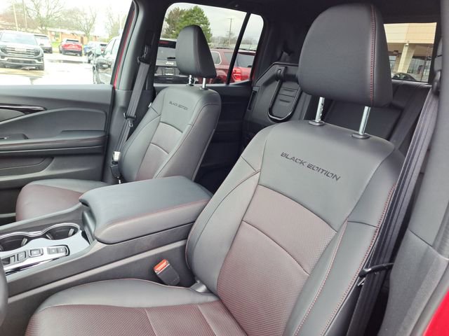 Certified 2025 Honda Ridgeline Black Edition image 5