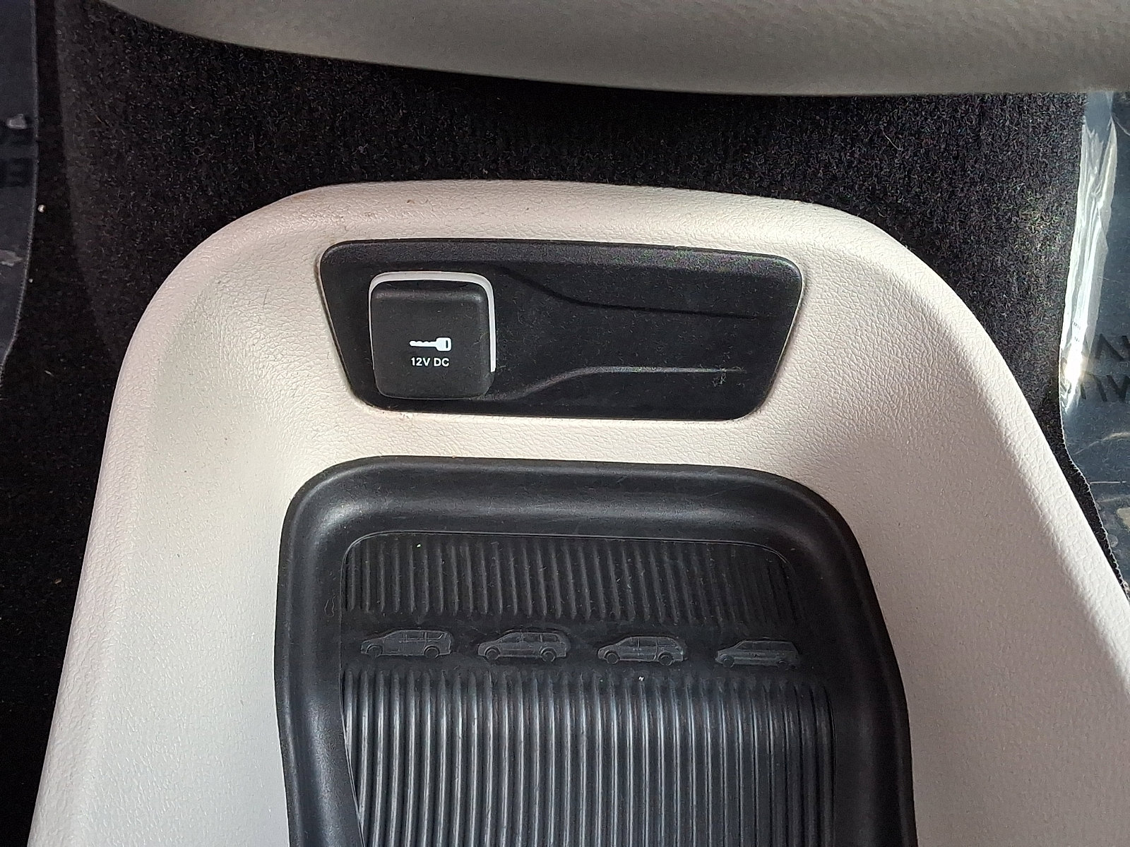 Used 2023 Chrysler Pacifica Touring-L image 27